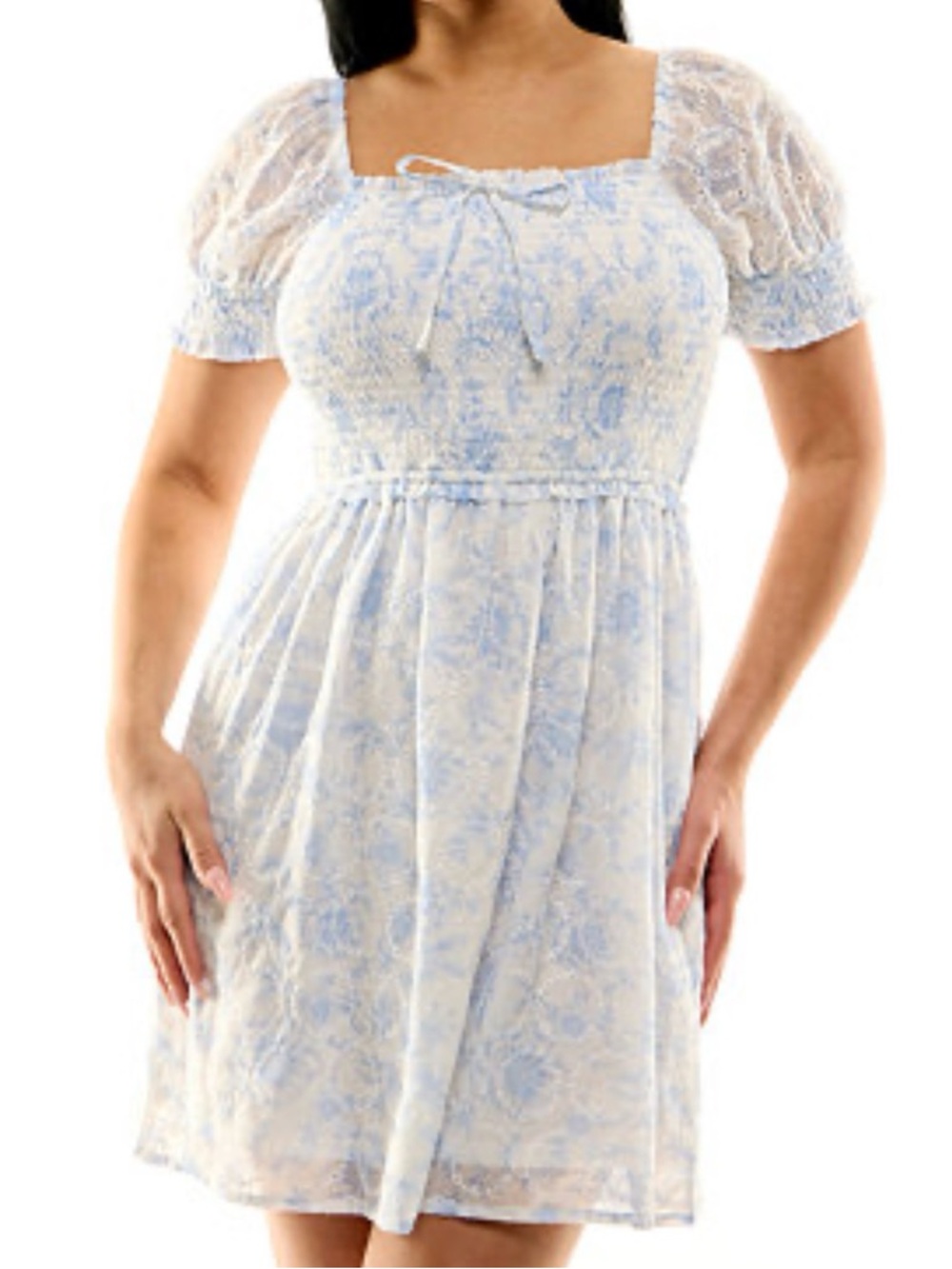 Planet Gold Light Blue & White Smocked Floral Dress Size M